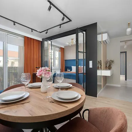 Διαμέρισμα Family With Balcony, Air Conditioning And Parking By Renters Prestige